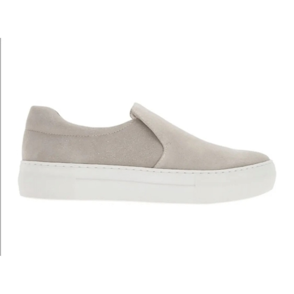 J/slides NYC suede Attire Platform Slip On Sneakers Size 9